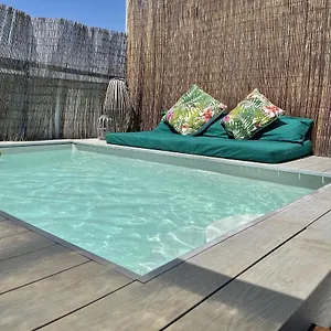 Guest house Eleven Sitges